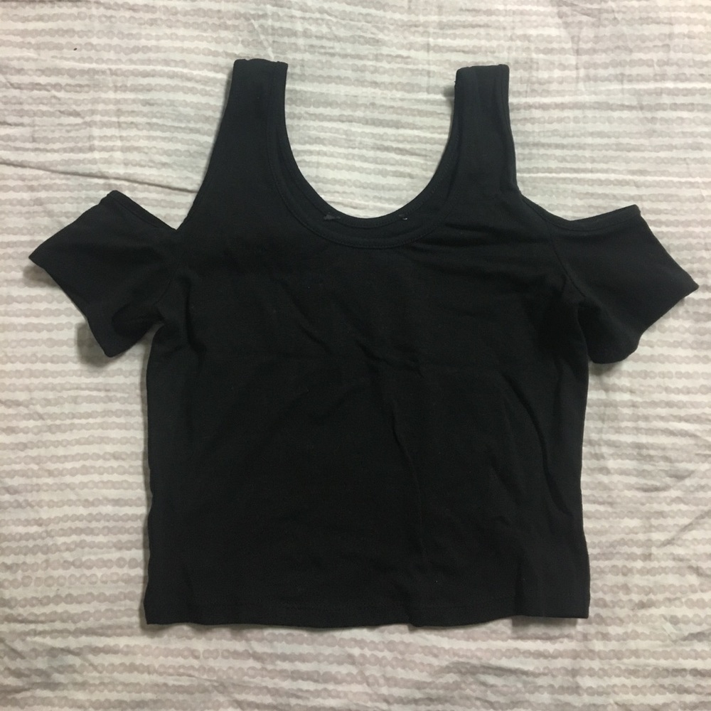 Cropped Shoulder Cut Out Top